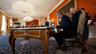 Çekyada Andrej Babis yeni başbakan olarak atandı