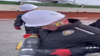 Çevik kuvvet polisine  ‘Enkazda Arama ve Kurtarma Temel Eğitimi