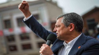 CHP lideri Özel: Bu darbeciler de günü gelince Edirneden kaçmak isterlerse Meriçten Dedeağaça size emanet