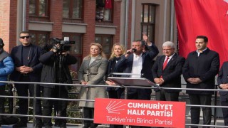 CHP Lideri Özelden Yunanistana övgü, Türkiyeye eleştiri