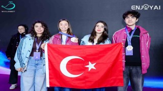 Çinde yarışan Robotik takımından gümüş madalya
