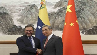 Çinden Venezuelaya destek
