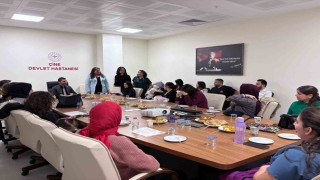 Çinede anne adaylarına katılım belgesi