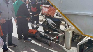 Çöp kamyonuna çarpan Motokurye yaralandı