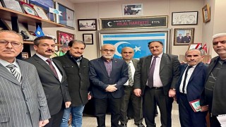 Cumhurbaşkanı Başdanışmanı Topçu, Suriye Türkmenlerinden oluşan heyeti kabul etti