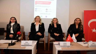 Cumhuriyetin Eğitimci İlk Kadın Milletvekilleri Osmangazide Konuşuldu