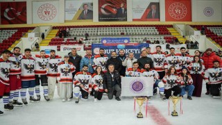 Curling ve Buz Hokeyinde çifte şampiyonluk