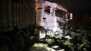 D-650 kara yolunda zincirleme kaza: 12 yaralı