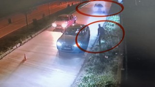 Dehşet saçan aracın polise çarpma anı kameraya yansıdı