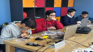 Deneyap Teknoloji Atölyesinde çalışmalar sürüyor