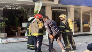 Depoda başlayan yangın mahallede paniğe yol açtı