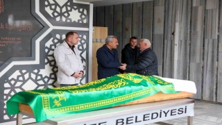 Devlet himayesinde yetişti, son yolculuğuna protokol uğurladı