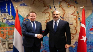 Dışişleri Bakanı Fidan, Hollandalı mevkidaşı David van Weel ile görüştü