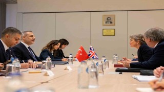 Dışişleri Bakanı Fidan, İngiliz mevkidaşı Cooper ile görüştü