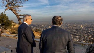 Dışişleri Bakanı Fidan, Kasyun Dağında Şamı seyretti