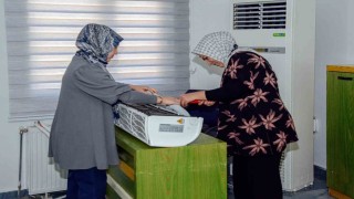 Diyarbakırda klima, kombi ve petek bakımı kadınlara emanet