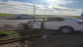 Diyarbakırda otomobil ile minibüs çarpıştı: 7 yaralı
