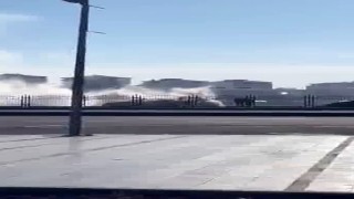 Diyarbakırda seyir halindeki taksi alev aldı