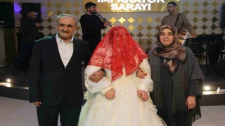 Down sendromlu Şevvalin düğün ve gelinlik hayali gerçek oldu