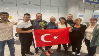 Dünyanın en yüksek 2.dağına tırmanıp tarihe geçen Türk kadın dağcı o anları anlattı