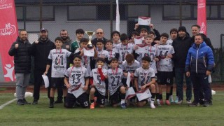 Düzcede şampiyon İsmetpaşa ortaokulu oldu