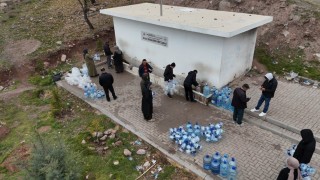 (Düzeltme) Ankaradaki su kesintisine vatandaştan tepki Hıdırlıktepeye 2 milyar 200 milyona kule dikeceklerine pompalarının arızalarını yaptırsalardı