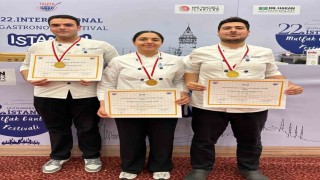 (Düzeltme) ‘BAU Gastronomi öğrencilerine 2 altın madalya