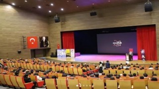 EBYÜde dijital bilgi ve yapay zekâ konuşuldu