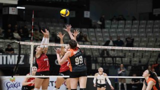 Eczacıbaşı Dynavit, 5 setlik mücadeleden galip ayrıldı