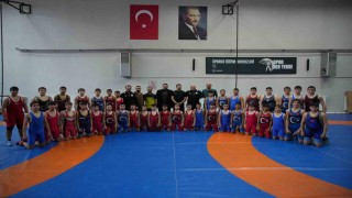 Edirnede ata sporu güreşle geleceğin şampiyonları yetişiyor