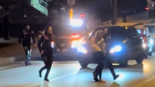 Edirnede kriz geçiren genç kadın çevreye saldırdı: Polis müdahale etti