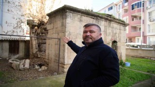 Edirnede tarihi türbe restore edilmeyi bekliyor