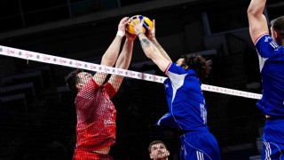 Efeler Ligi: Ziraat Bankkart: 0 - Halkbank: 3