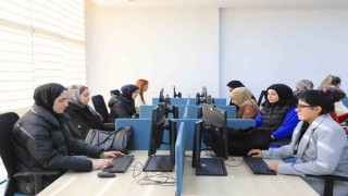 Elazığ Belediyesinde dijital eğitimler sürüyor