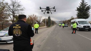 Elazığda kurallara uymayan sürücüler, dronla tespit edildi
