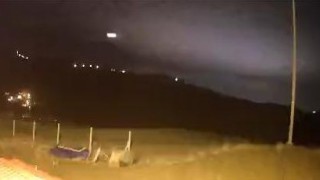 Elazığda meteorun düşme anı kameralara yansıdı