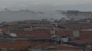 Elazığda metruk binada yangın