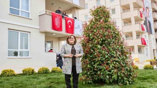 En az 4 çocuğu olan ailelere çekilişsiz kurasız ev verilecek