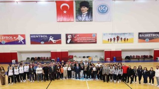 ERÜ Kadın Basketbol Takımı şampiyon oldu