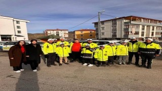 Erzincan Emniyetinden Engelliler Gününde öğrencilere özel trafik etkinliği