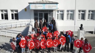 Erzincanda gökyüzünü polisler ve çocuklar birlikte renklendirdi