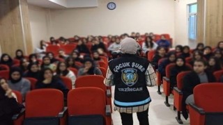 Erzincanda öğrencilere güvenlik ve siber farkındalık eğitimi