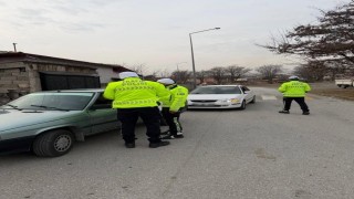 Erzincanda okul çevrelerinde güvenli okul uygulaması