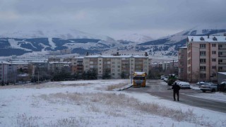 Erzurum güne karla uyandı