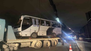 Esenyurtta 4 kişinin öldüğü kazaya karışan araç olay yerinden kaldırıldı