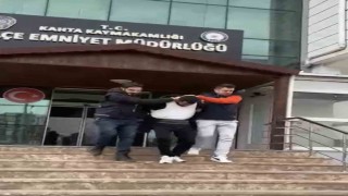 Eşini sokak ortasında öldüren şahıs tutuklandı