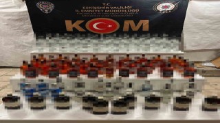 Eskişehirde 128 şişe kaçak alkol ele geçirildi