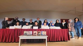 Eskişehirde Cengiz Dağcı paneli düzenlendi