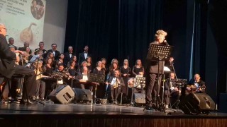 Eskişehirde Türk Sanat Müziği konseri yoğun ilgi gördü