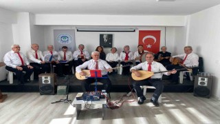 Eskişehirde Yaşlı Bakım Merkezinde  Gönüllere Dokunan Moral ve Dayanışma Konseri
